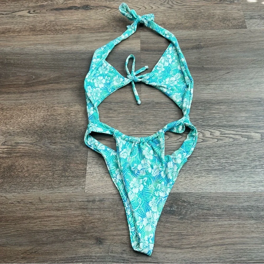Knight Swim Trinity One Piece Summer Blooms Size Medium Tropical Vacation Resort